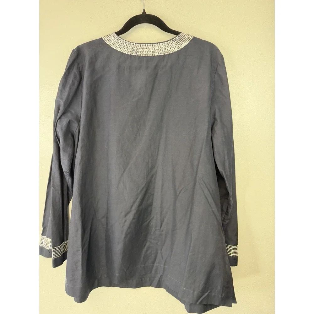 Alfani Plus Size Navy Tunic W Silver Sequin Accents‎ Size 18W